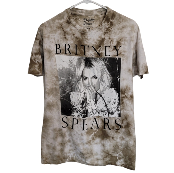 🆕️ Britney Spears Graphic Tee - Picture 2 of 6